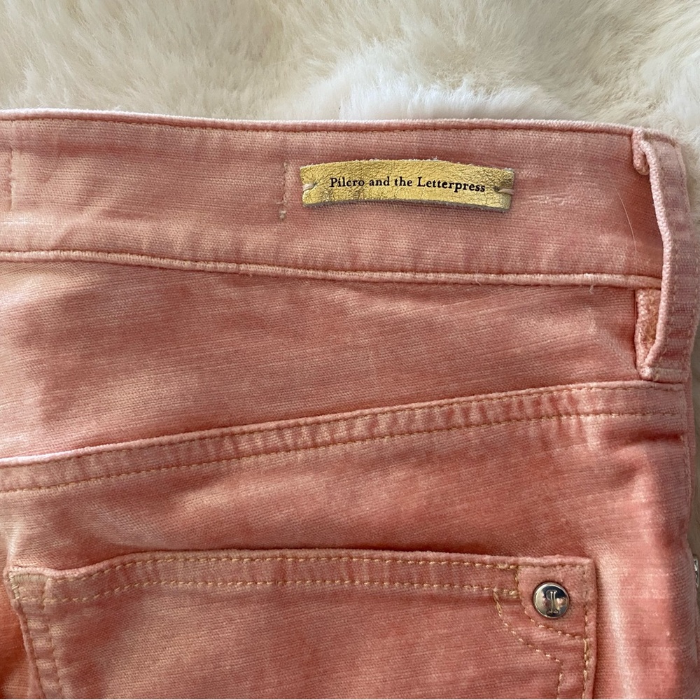 NWOT Pilcro Velvet Serif Mid-Rise Pink Velour Skinny Jeans Sz 27 28 - Picture 12 of 15